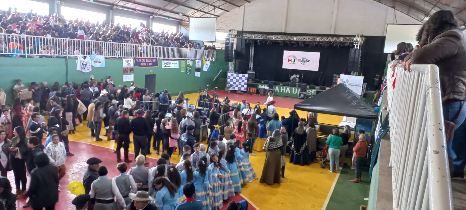 Mais de 50 mil devem passar pelo evento